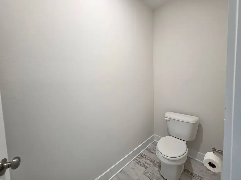 4570 Omaha Dr — Photo 26