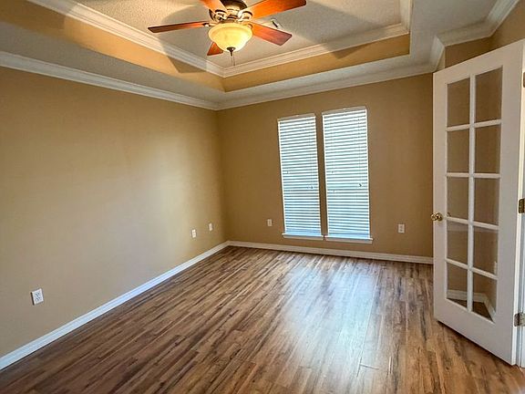 5th image of 4697 Lovegrass Ln