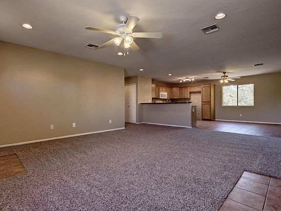 4th image of 1532 N Mohave Ave