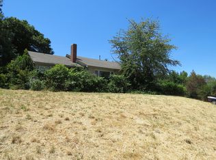 3845 Old Stage Rd, Central Point, OR 97502