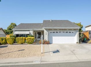 199 Sparrow Dr, Hercules, CA 94547