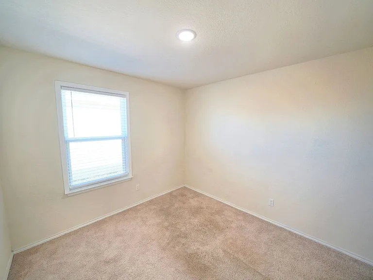 815 Retama Pass — Photo 27