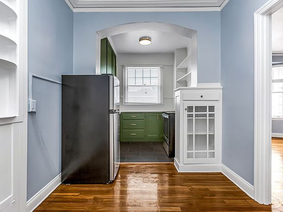 5th image of 2355 Leavenworth St APT 606