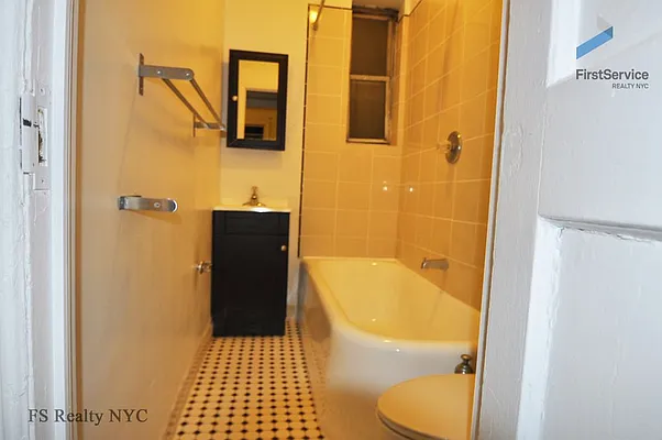 Rented by FirstService Realty (legacy) | media 20