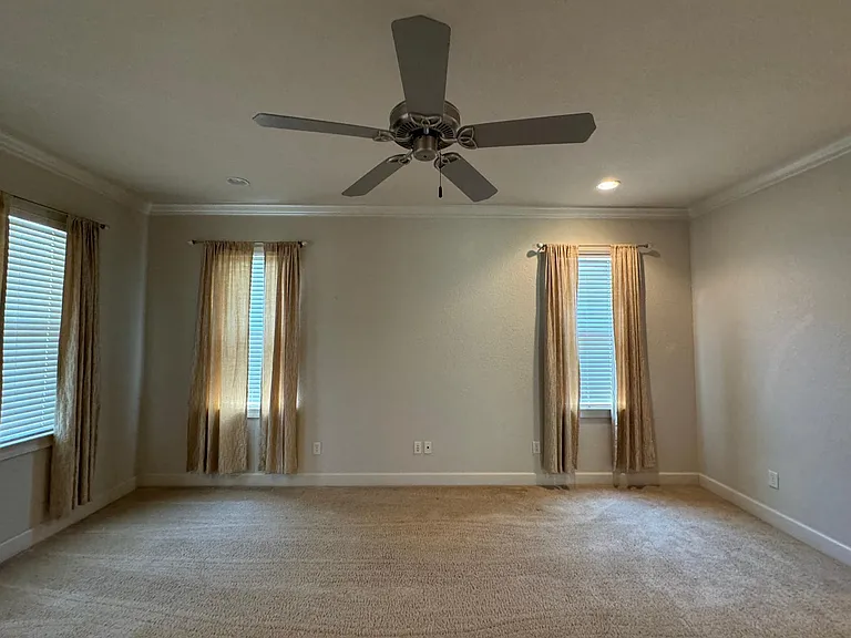 241 Inverrary Dr — Photo 20