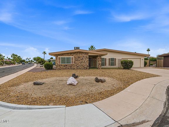 2nd image of 10801 W MIMOSA Drive