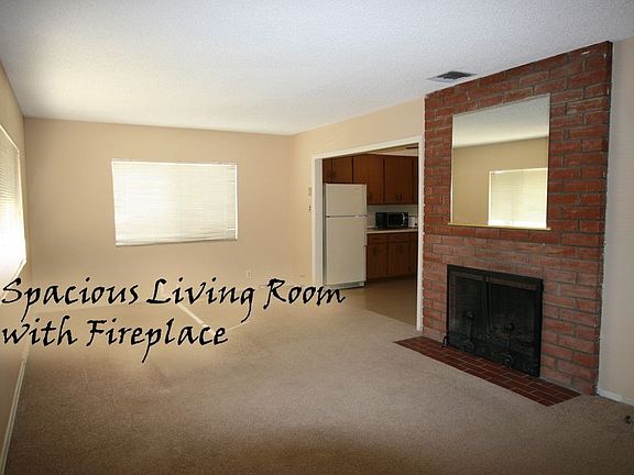 4th image of 126 S Fircroft St