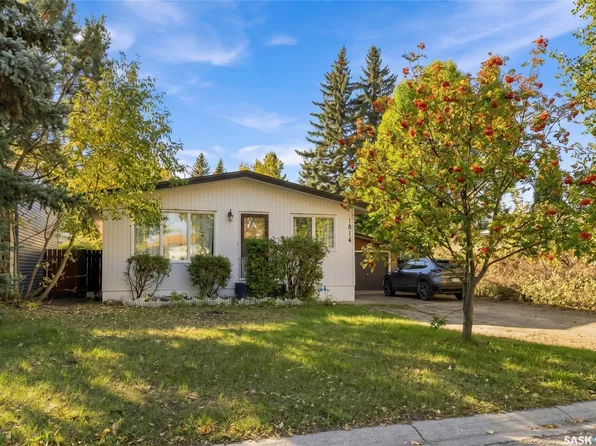 1814 WILSON Crescent, Saskatoon, SK S7J 2P1