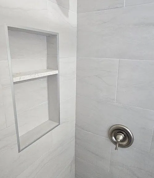 405 S Kroeger St — Photo 22