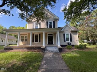 512 Raleigh St, Oxford, NC 27565
