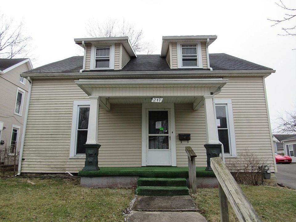 1st image of 217 W Ward St