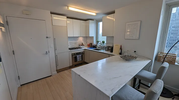 Rented by RE MAX Team | media 3