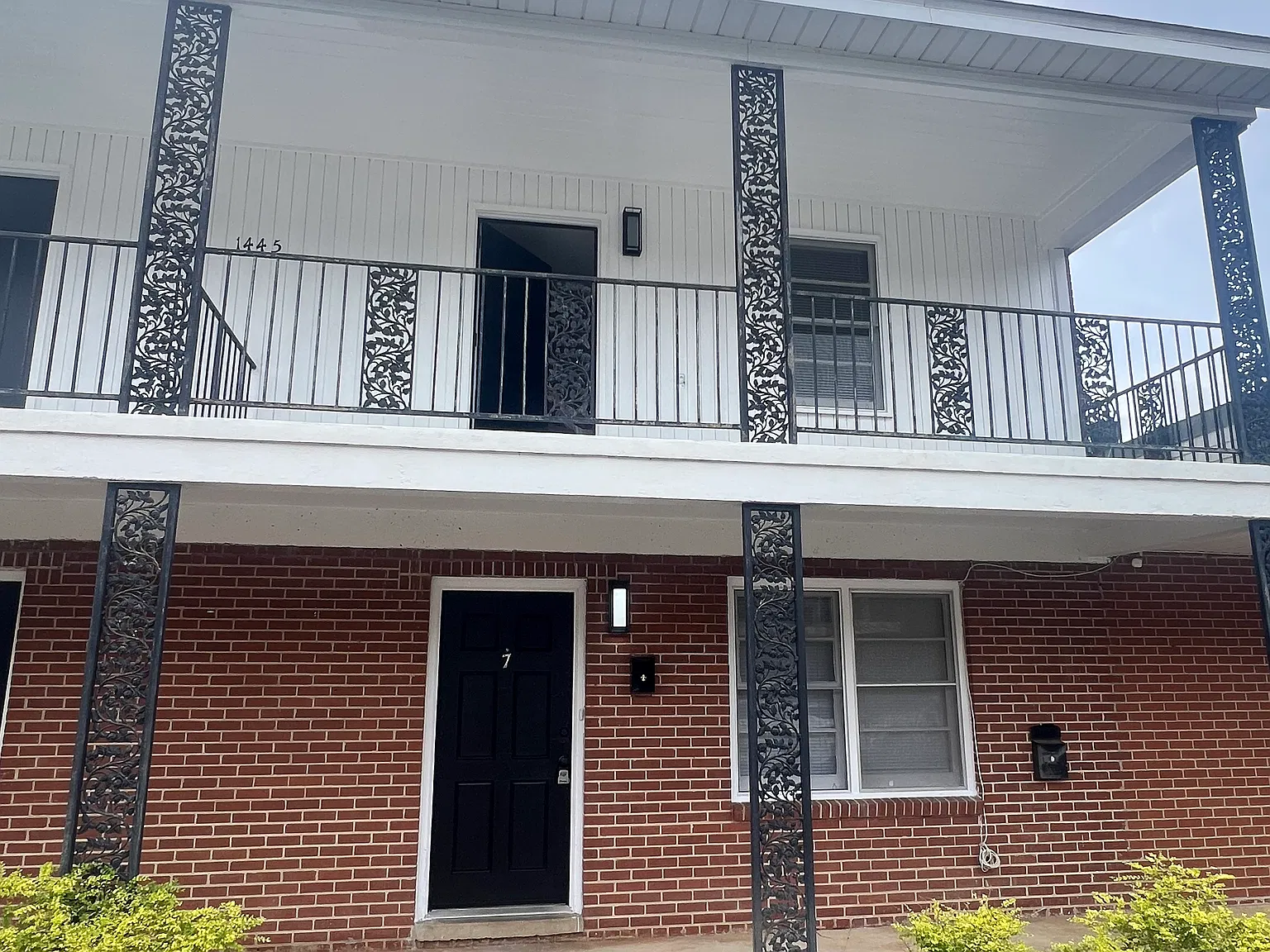 2 bed, 900 sqft, $1,295 — Photo 2