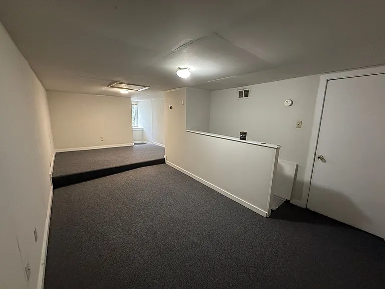 376 Park Ave — Photo 55