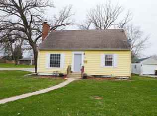 900 Garfield St, Harvard, IL 60033