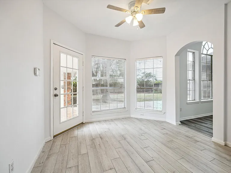 2715 Oakland Dr — Photo 12