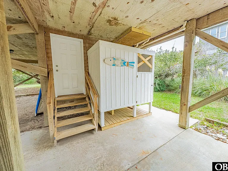 46105 Cape Point Way — Photo 33