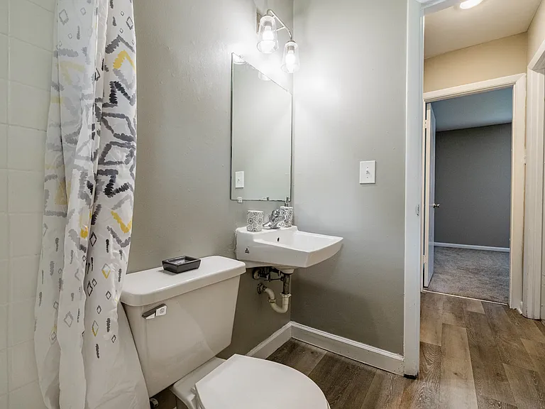 670 Chappell Dr #C — Photo 10