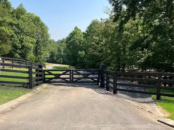 3136 Scarlet Oaks Dr NW, Cleveland, TN 37312