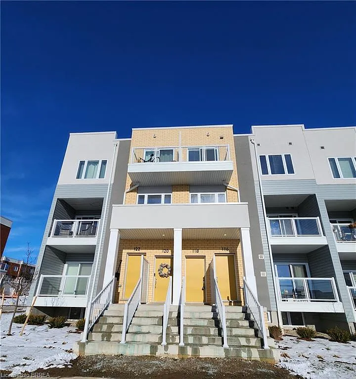 2 bed, 2.5 bath, 1300 sqft, $2,400 — Photo 1