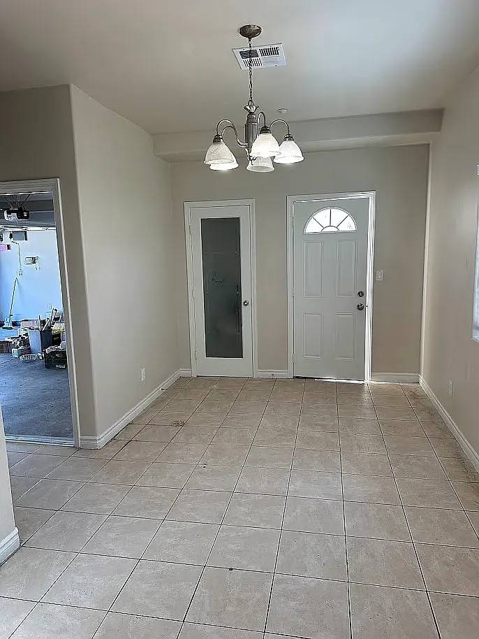3 bed, 2.5 bath, 1725 sqft, $3,000 — Photo 2