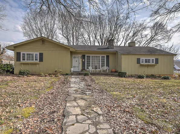 204 Exeter Ln, Blountville, TN 37617