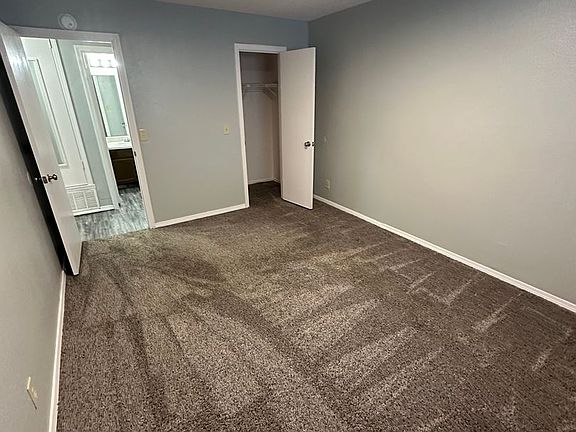 4th image of 108 NE Katherine Ave #108F