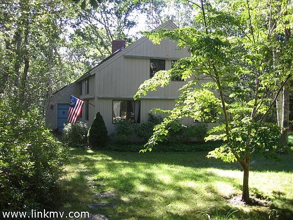 Privacy but convenient to Lucy's Vincent beach and West Tisbury town center.