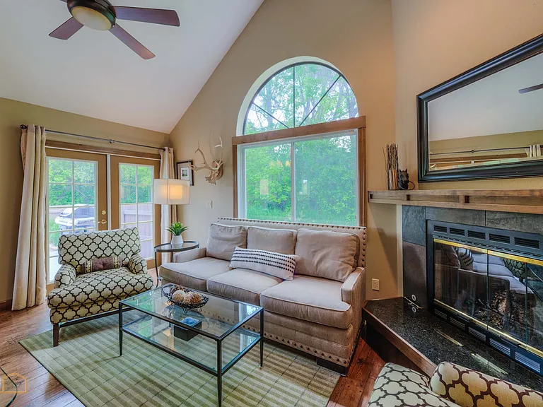 4806 Macintosh Pl — Photo 3