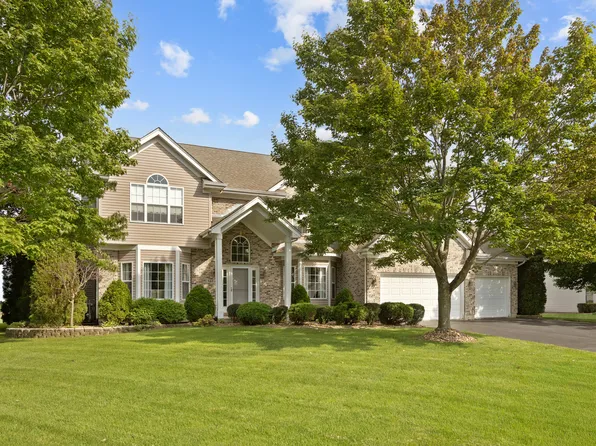5608 Prairie Rose Ln, Johnsburg, IL 60051