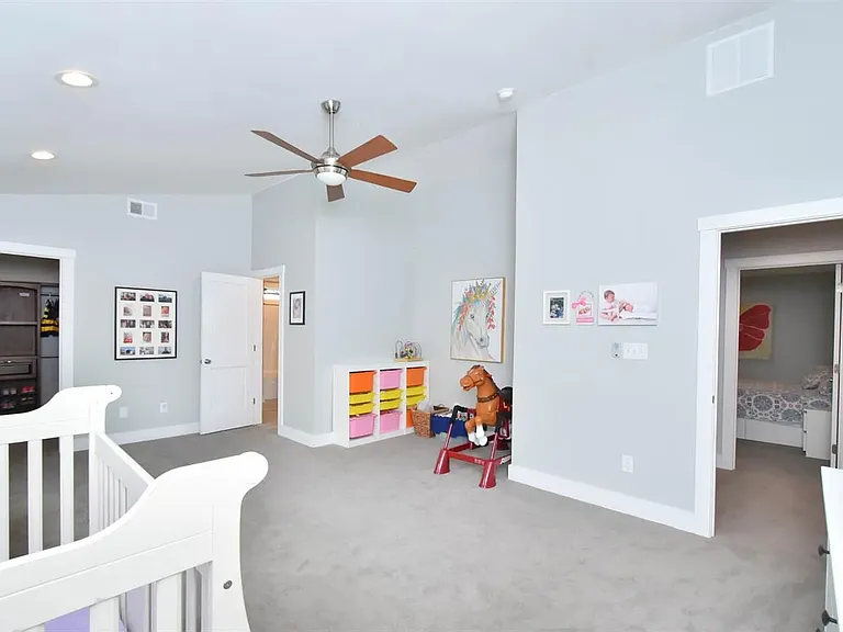 530 Chinoe Rd — Photo 19