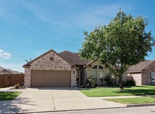 306 Macon Crk, Victoria, TX 77901