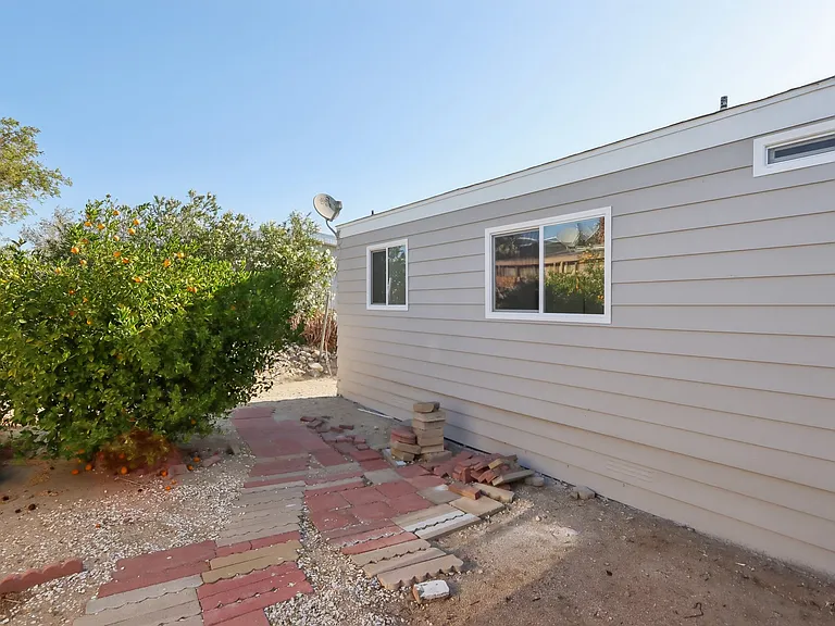 14777 Palm Dr #113 — Photo 23
