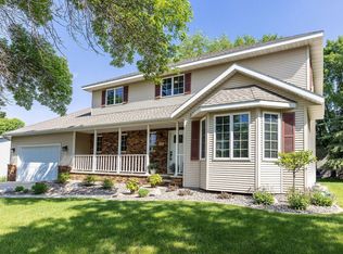 2200 6th Ave SE, Willmar, MN 56201