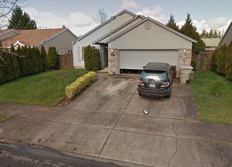 1st image of 6899 SE Langwood St