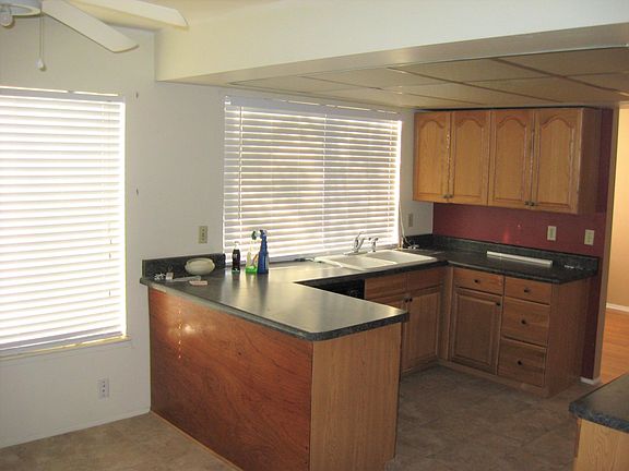3rd image of 7400 S Camino Bello