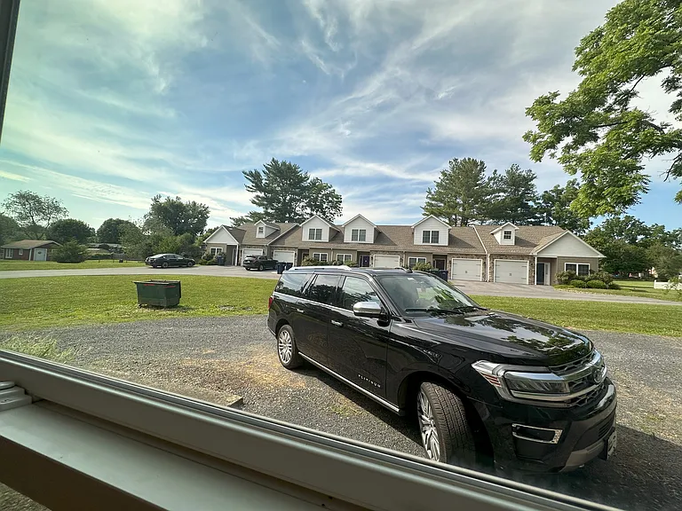 1001 Bloom Rd #104 — Photo 9