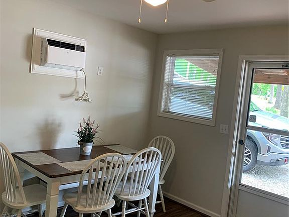 4th image of 8933 Parrot Dr