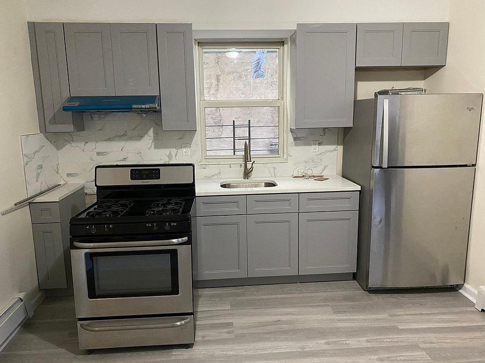 1st image of 8797 19th Ave APT 2