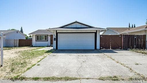 1st image of 328 Yellowstone Dr