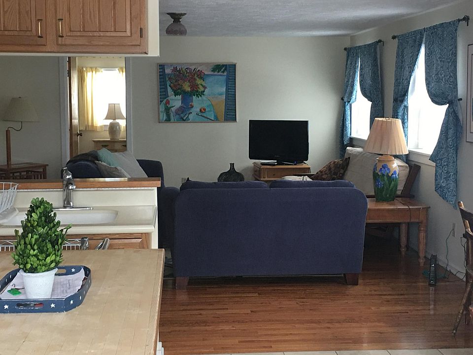 living area from the kitchen