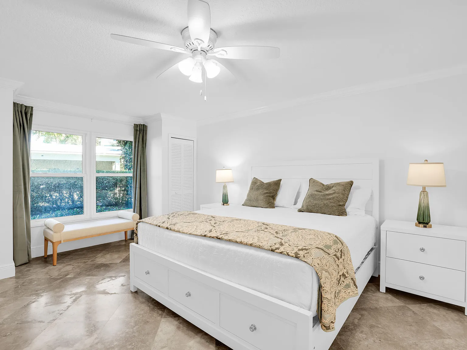 3 bed, 2.0 bath, 1700 sqft, $11,000 — Photo 4