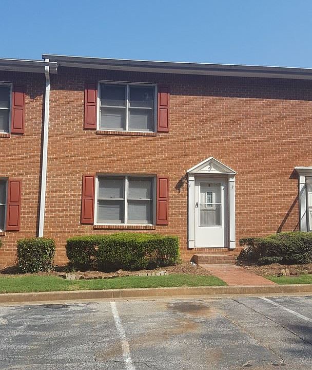 1st image of 2150 Kings Gate Cir APT B