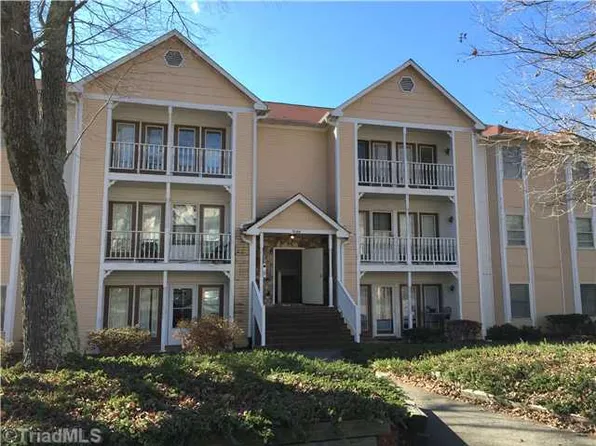 3109 Darden Rd Unit M, Greensboro, NC 27407
