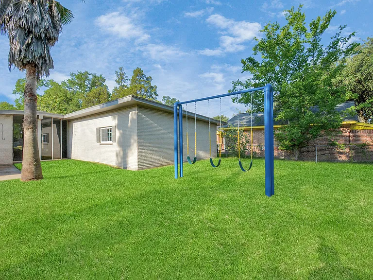 12719 Tammarack Dr — Photo 29