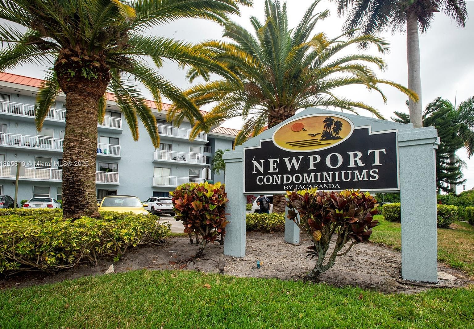 405 S Pine Island Rd APT 405D