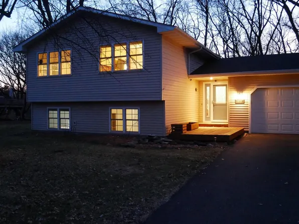 10962 Eagle St NW, Coon Rapids, MN 55433