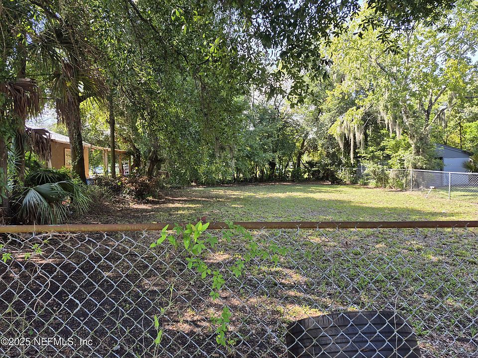 2nd image of 1316 E 30TH Street
