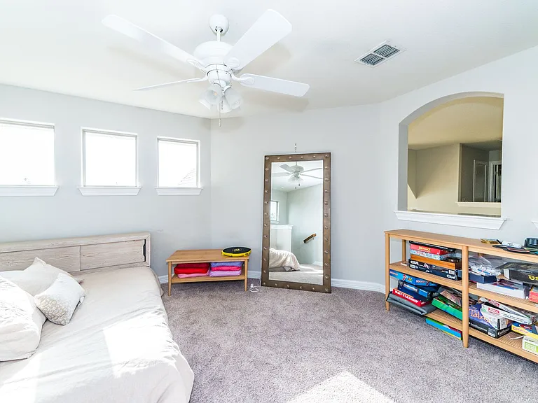 15814 Seekers St — Photo 24