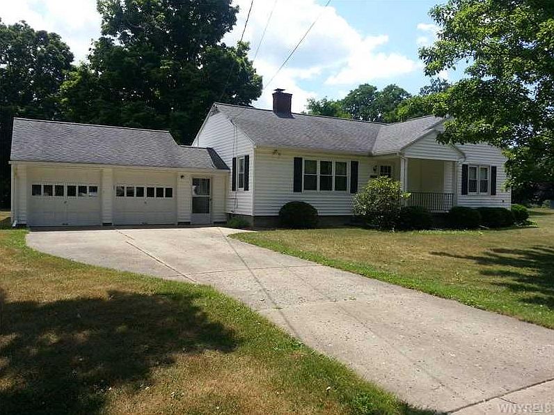 1st image of 15224 Armes Ct